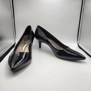 Dexflex Comfort Black Patent Leather Pumps Heels Sz 9